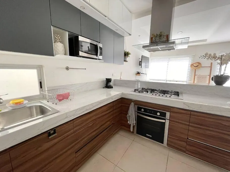 Altus Homes By Andiani Travel Cancun 0*,